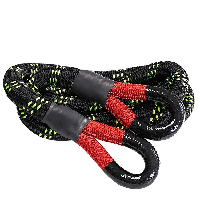 How many tons and meters long is an off-road kinetic recovery rope? 1663981347