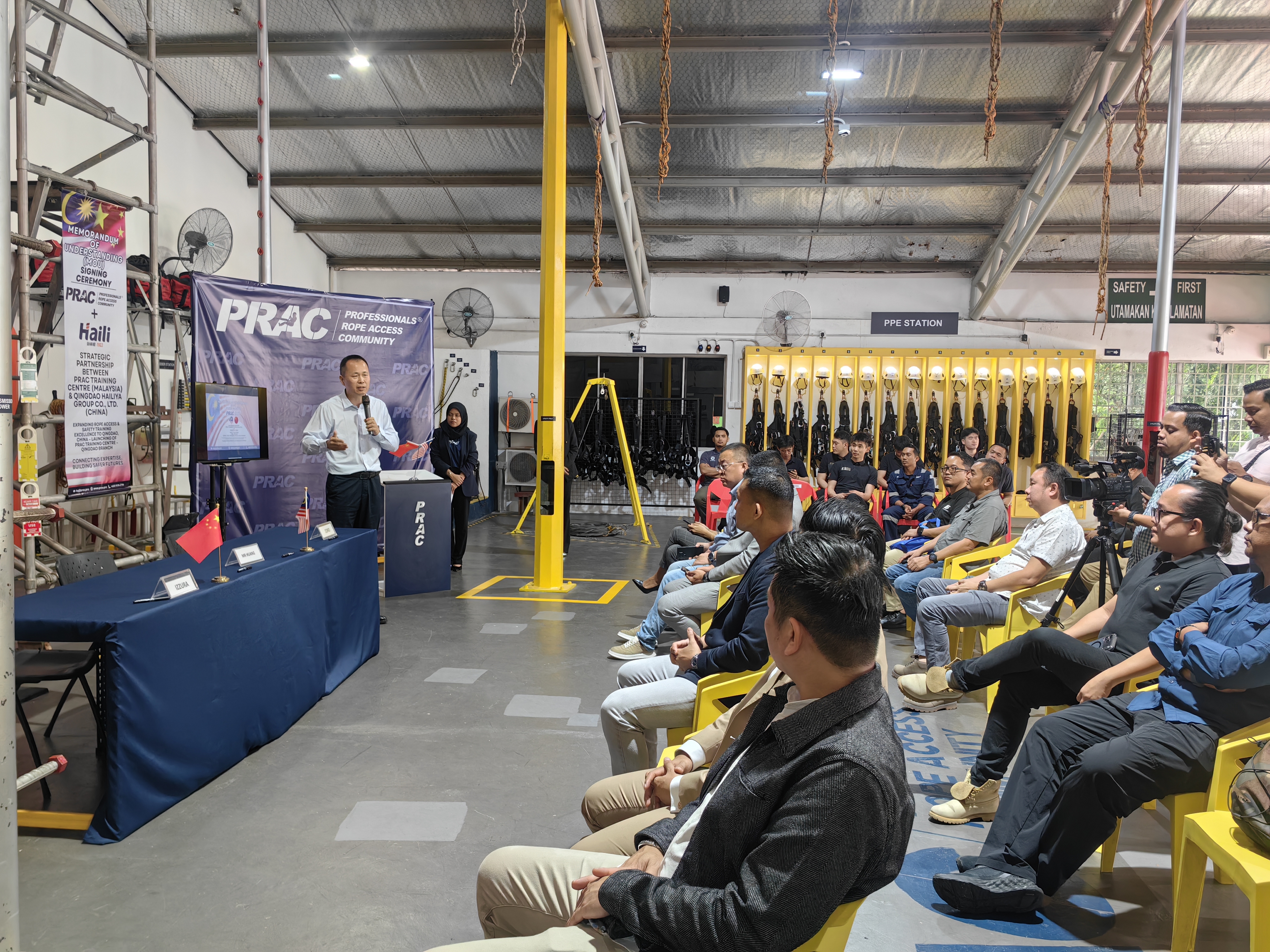 Jiaolong PRAC Coach Training Concludes Successfully in Kuala Lumpur 微信图片_20260401195732_6082_2